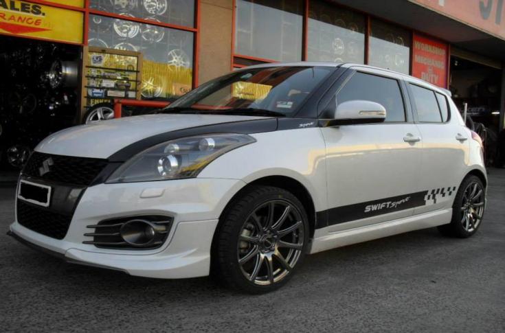 SUZUKI SWIFT CARBINE HYPER SILVER